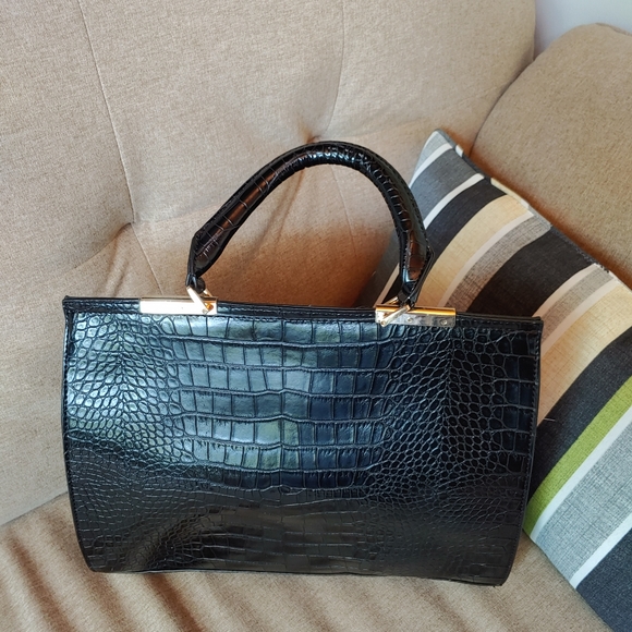 Purse - Picture 3 of 7